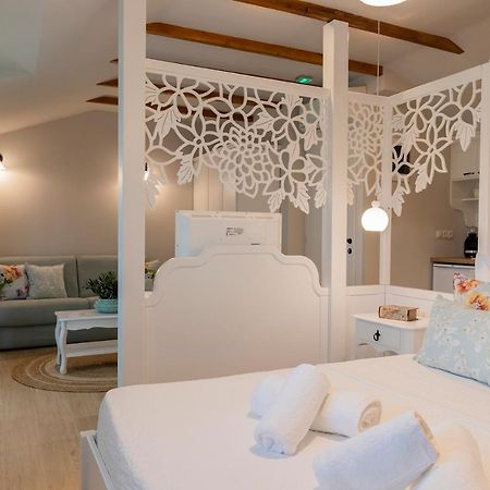 Villa La Varik 1 리토코론 외부 사진